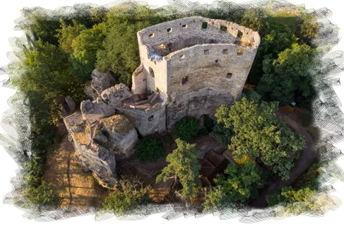 Papierový model - Hrad Valečov